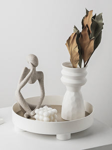 Elegantní bílé keramické vázy, různé druhy