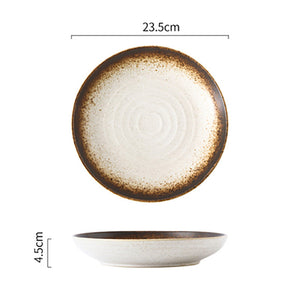 Sada talířů z keramiky